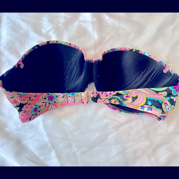 Victoria’s Secret Bandeau Paisley Print Bikini Top - Picture 2 of 3